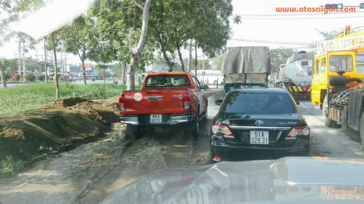 Cùng Hai Lúa "Hilux" ngao du  đất Phương Nam