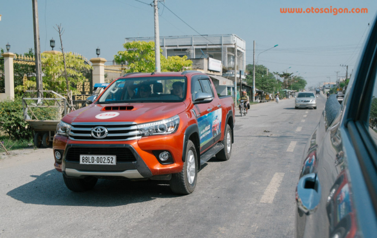 Cùng Hai Lúa "Hilux" ngao du  đất Phương Nam