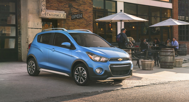 Chevrolet Spark Activ 2017 sắp được mở bán