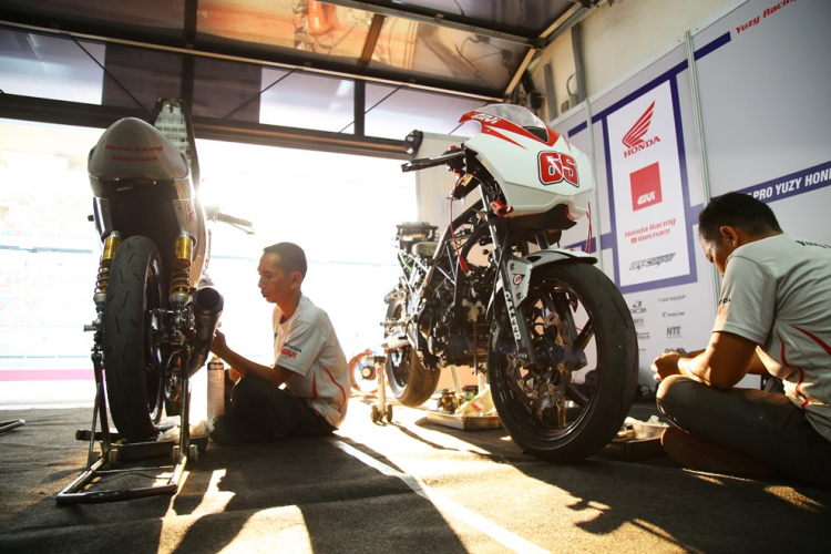 Ký sự sang Ấn Độ xem giải đua Motor Châu Á ARRC Ký sự sang Ấn Độ xem giải đua Motor Châu Á ARRC