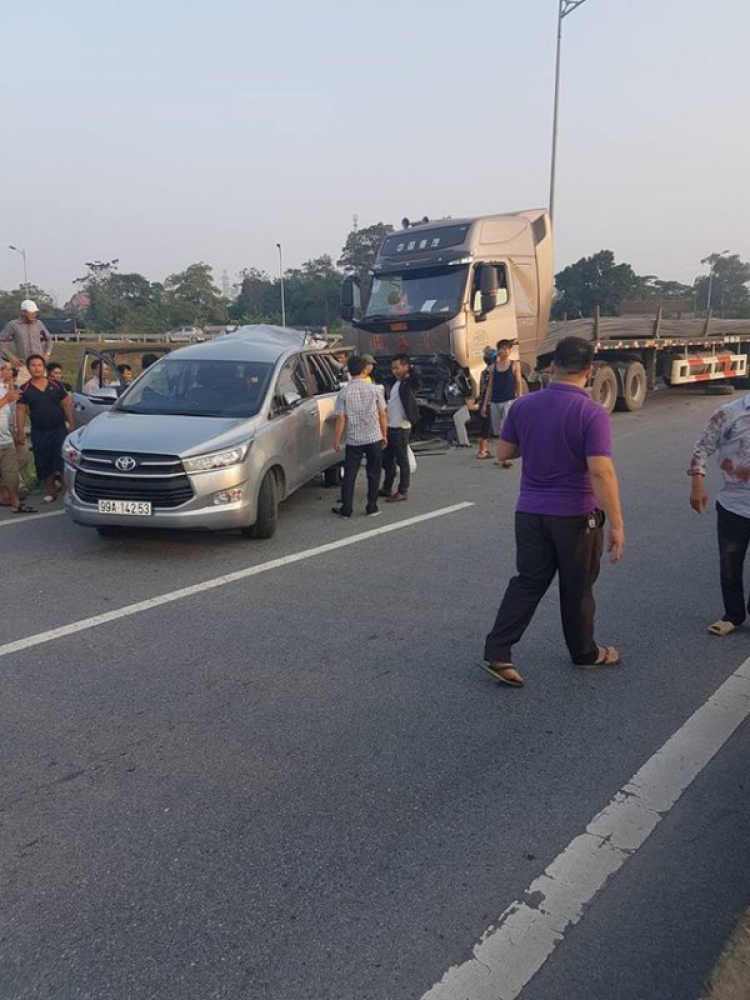 Thánh chạy lùi trên cao tốc