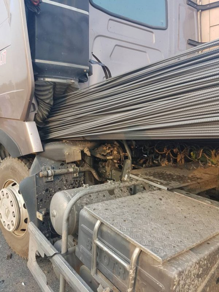 Thánh chạy lùi trên cao tốc Thánh chạy lùi trên cao tốc