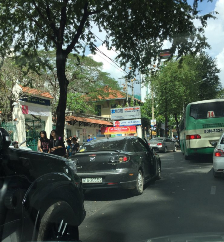 Phong cách đậu xe của một bác OS. Phong cách đậu xe của một bác OS.