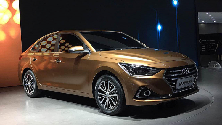 Hyundai ra mắt Celesta hoàn toàn mới