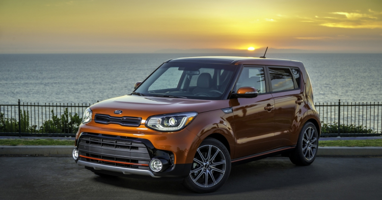 Kia Soul 2017 mạnh mẽ hơn với động cơ mới