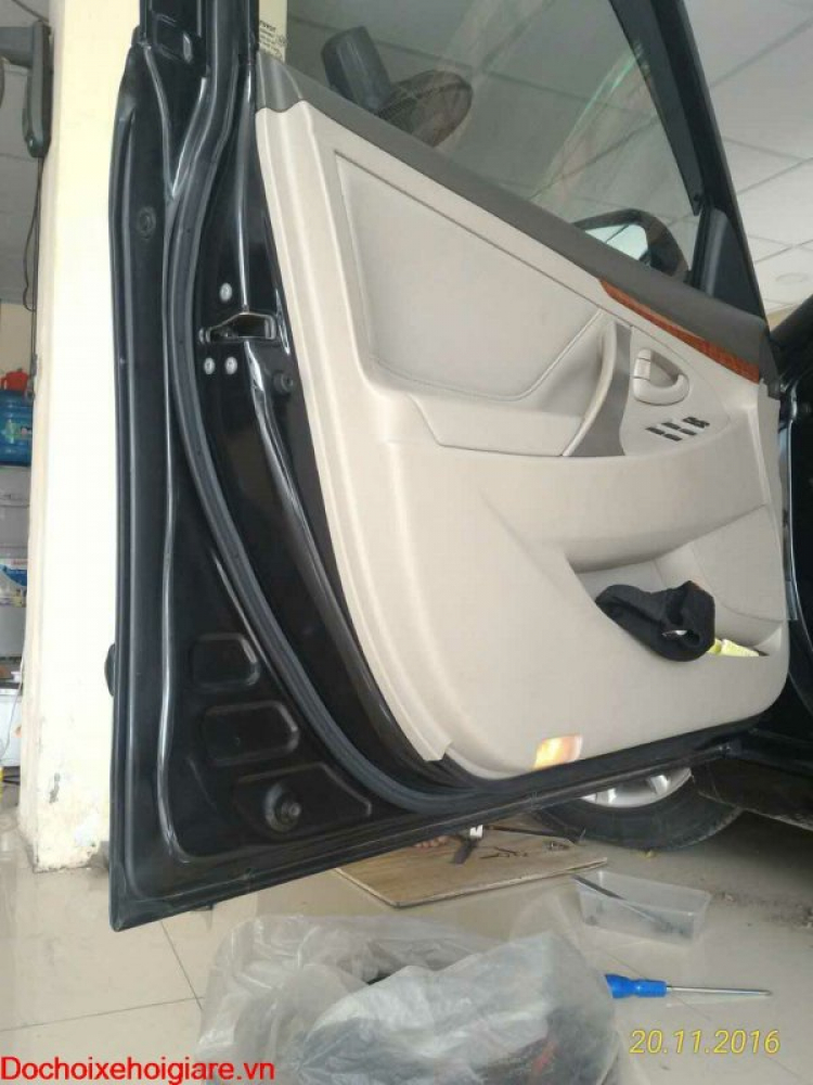 Chống ồn cho xe. Cách âm nóc, Cách âm cánh, Cách âm sàn, Cách âm hốc lốp, Cách âm nắp Capo, Sơn gầm Chống ồn cho xe. Cách âm nóc, Cách âm cánh, Cách âm sàn, Cách âm hốc lốp, Cách âm nắp Capo, Sơn gầm