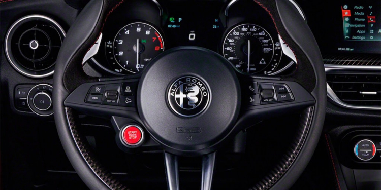 Alfa Romeo Stelvio 2018 trình làng, đe doạ Porsche Macan Turbo