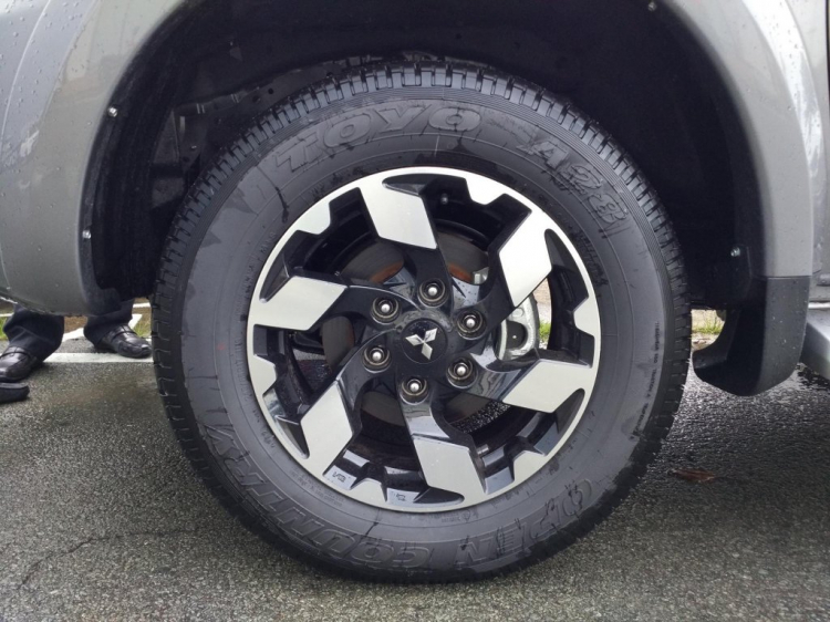 Mitsubishi Triton động cơ mới ra mắt tại Việt Nam Mitsubishi Triton động cơ mới ra mắt tại Việt Nam