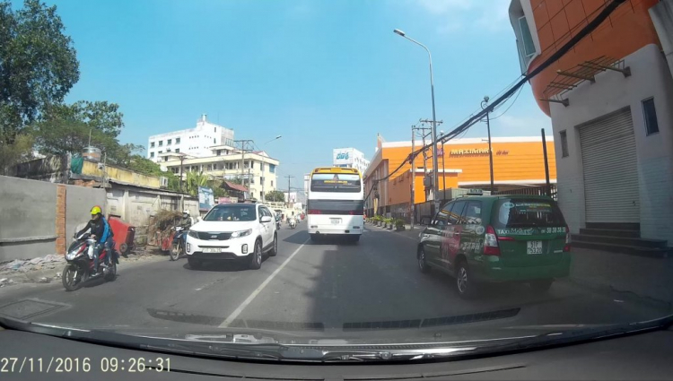 Út Tịch rẻ trái ra Cộng Hòa