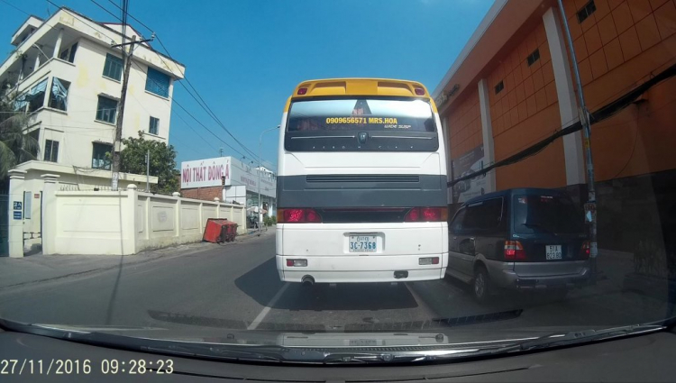 Út Tịch rẻ trái ra Cộng Hòa