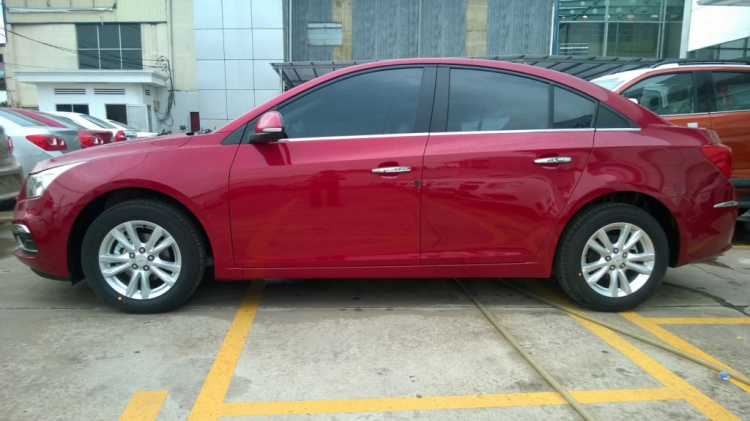 Chọn mua xe ô tô lần đầu: Vios E CVT hay Honda City CVT ?