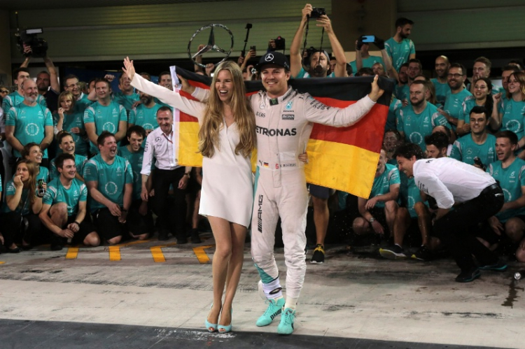 Nico Rosberg giành chiến thắng F1 World Championship 2016