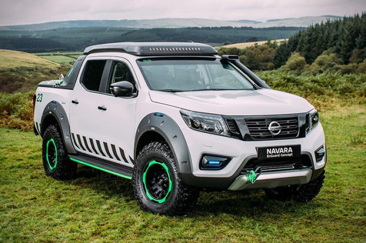 Ảnh thực tế chiếc bán tải cứu hộ Nissan Navara EnGuard Concept