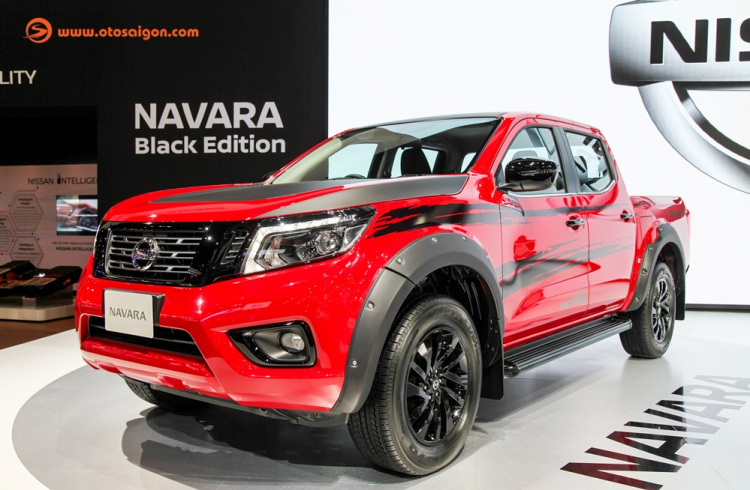 Nissan giới thiệu Navara Black Edition