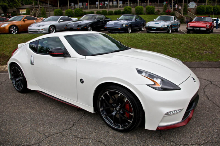 Nissan ra mắt 370Z Nismo 2015 với nhiều nâng cấp