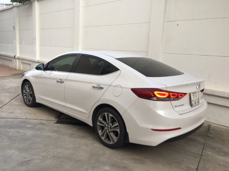 Bác nào đi Elantra 2016 vào đây giao lưu