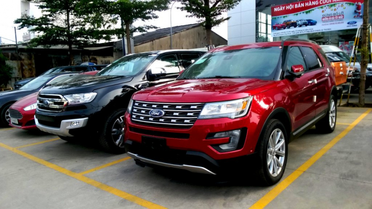 Ford Explorer Limited 2016 đầu tiên tại Việt Nam