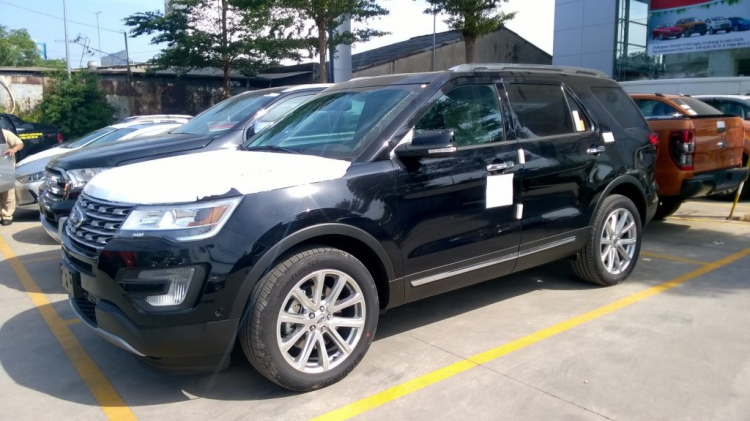 Ford Explorer Limited 2016 đầu tiên tại Việt Nam