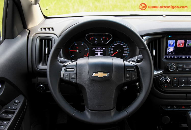 So sánh Ford Ranger Wildtrak và Chevrolet Colorado High Country So sánh Ford Ranger Wildtrak và Chevrolet Colorado High Country
