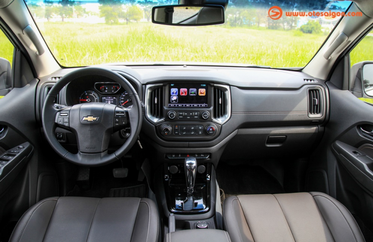 So sánh Ford Ranger Wildtrak và Chevrolet Colorado High Country So sánh Ford Ranger Wildtrak và Chevrolet Colorado High Country