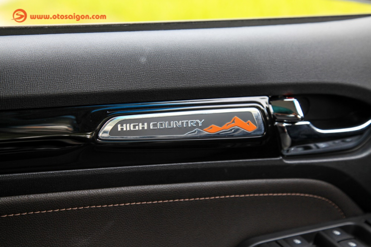 So sánh Ford Ranger Wildtrak và Chevrolet Colorado High Country So sánh Ford Ranger Wildtrak và Chevrolet Colorado High Country