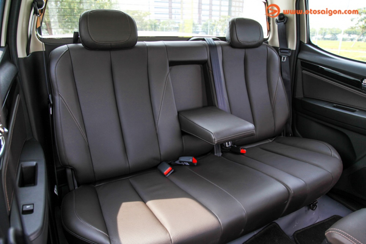 So sánh Ford Ranger Wildtrak và Chevrolet Colorado High Country So sánh Ford Ranger Wildtrak và Chevrolet Colorado High Country