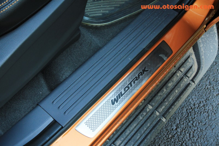 So sánh Ford Ranger Wildtrak và Chevrolet Colorado High Country So sánh Ford Ranger Wildtrak và Chevrolet Colorado High Country