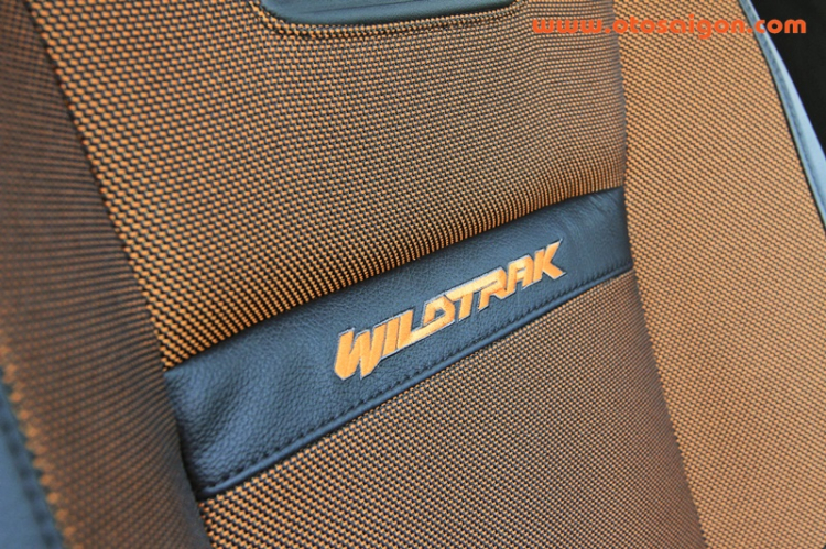 So sánh Ford Ranger Wildtrak và Chevrolet Colorado High Country So sánh Ford Ranger Wildtrak và Chevrolet Colorado High Country