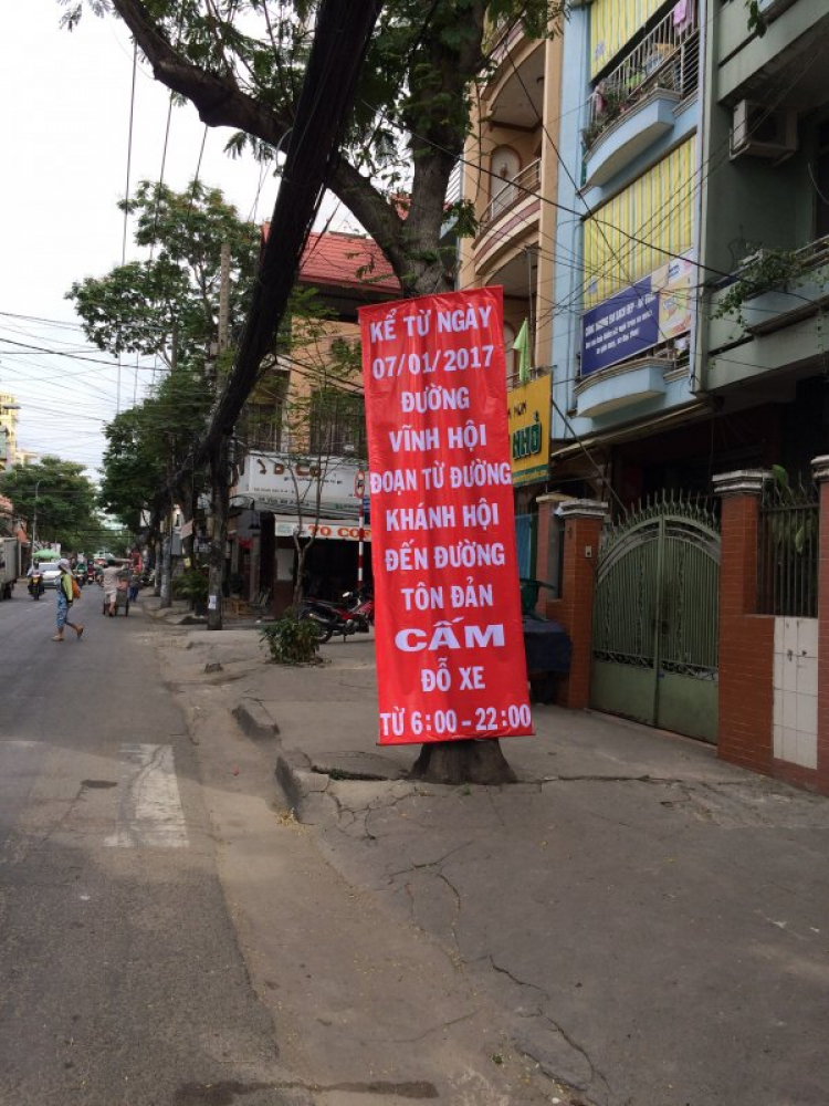 Q.4 Đường Vĩnh Hội cấm đỗ xe 6h-22h !