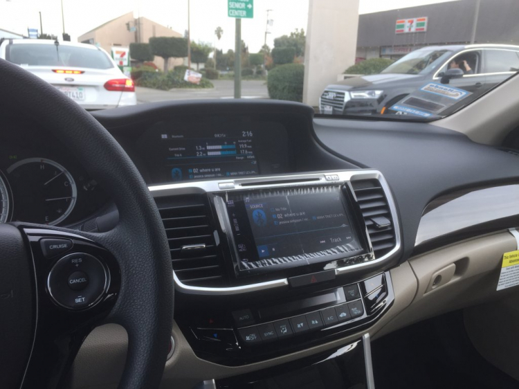 Honda giảm giá xe Accord 2017 tại Việt Nam Honda giảm giá xe Accord 2017 tại Việt Nam