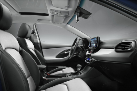 hyundai-i30-tourer-2017-4.jpg