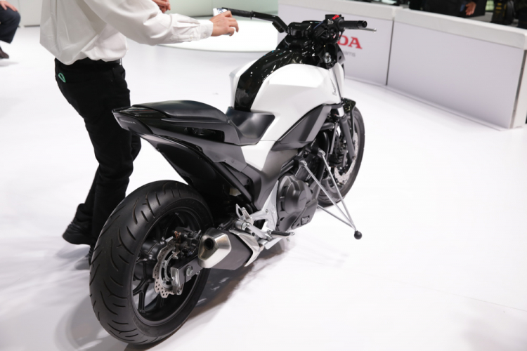 Honda giới thiệu xe máy không biết ngã