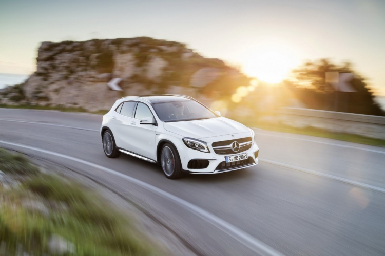 Mercedes-Benz GLA và GLA 45 facelift chính thức ra mắt