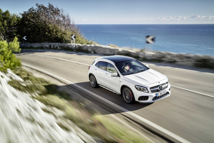 Mercedes-Benz GLA và GLA 45 facelift chính thức ra mắt