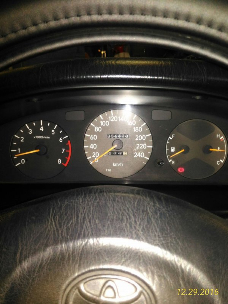 Toyota Corona 1992 - 1996 mắt híp đít bồng (Na béo ) Toyota Corona 1992 - 1996 mắt híp đít bồng (Na béo )