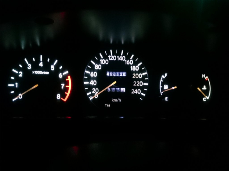 Toyota Corona 1992 - 1996 mắt híp đít bồng (Na béo ) Toyota Corona 1992 - 1996 mắt híp đít bồng (Na béo )