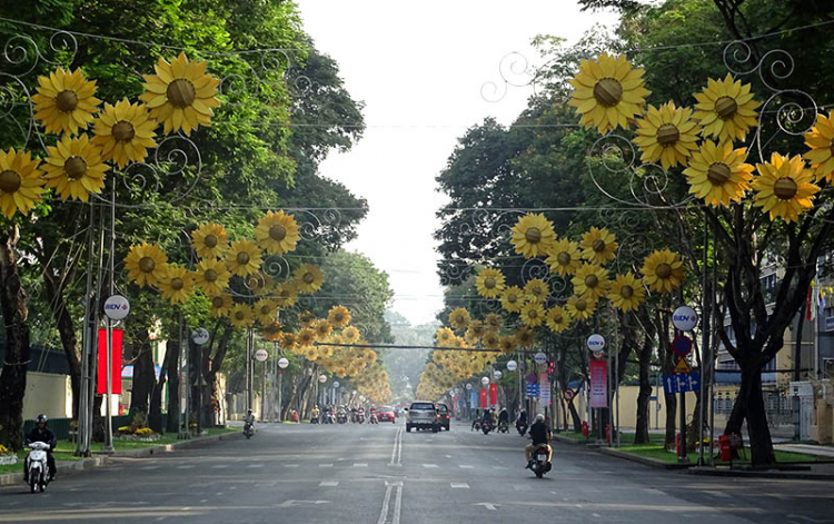 Lãnh đạo trực tiếp cầm đường dây nóng ATGT dịp Tết!
