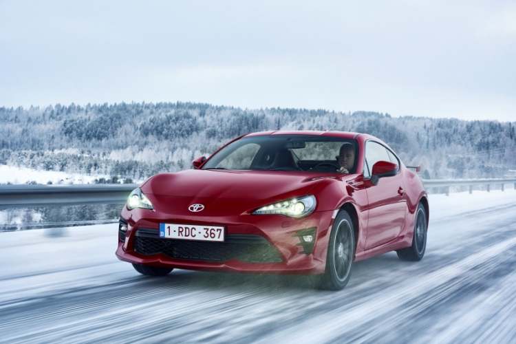 Toyota 86 facelift trang bị thêm chế độ lái mới