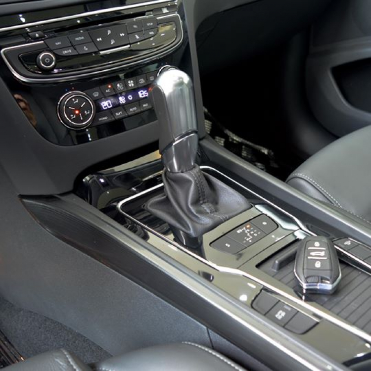 Camry 2.5Q - nhờ các bác tư vấn Camry 2.5Q - nhờ các bác tư vấn