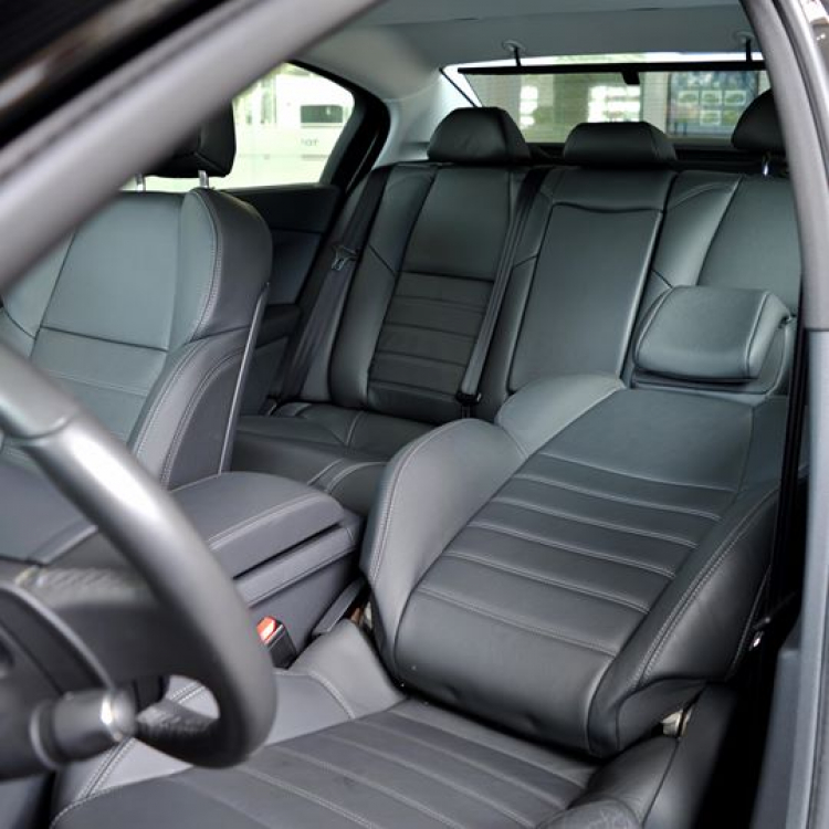 Hỏi về giá Camry 2.5Q Hỏi về giá Camry 2.5Q