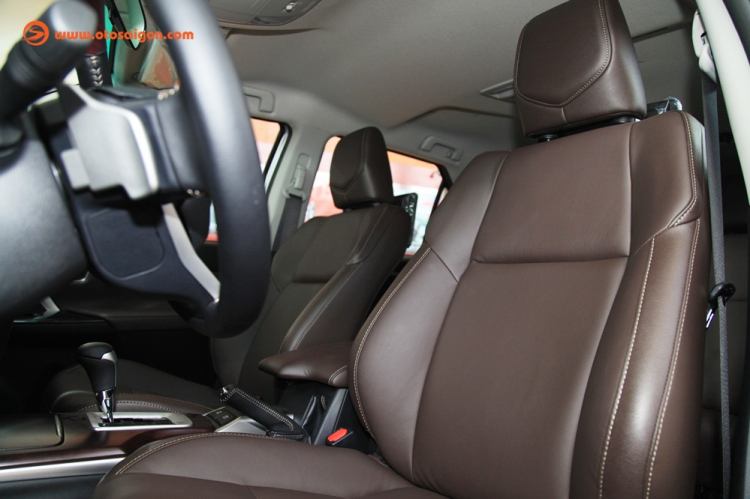 Ảnh chi tiết Toyota Fortuner V 4x2 AT giá 1,149 tỷ đồng Ảnh chi tiết Toyota Fortuner V 4x2 AT giá 1,149 tỷ đồng