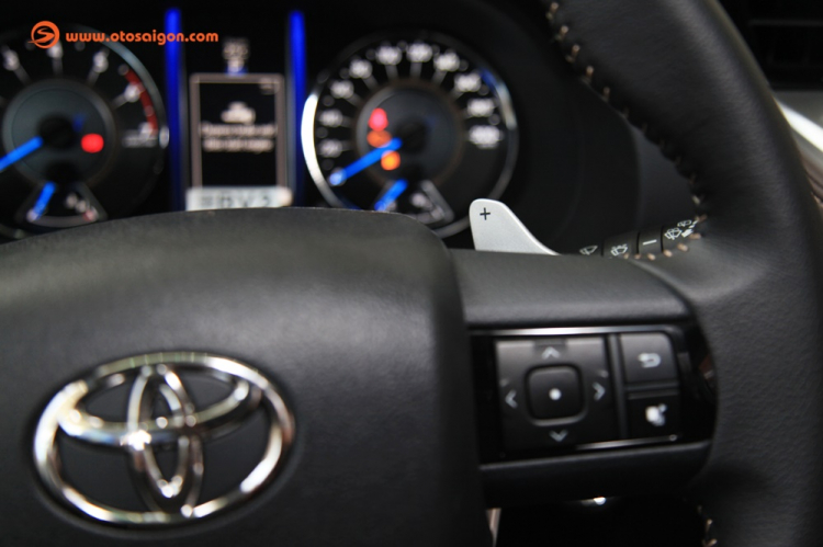 Ảnh chi tiết Toyota Fortuner V 4x2 AT giá 1,149 tỷ đồng Ảnh chi tiết Toyota Fortuner V 4x2 AT giá 1,149 tỷ đồng