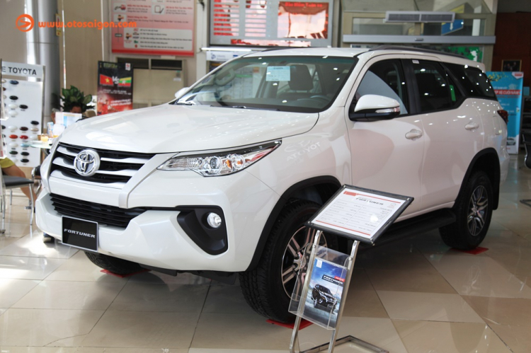 Ảnh chi tiết Toyota Fortuner V 4x2 AT giá 1,149 tỷ đồng