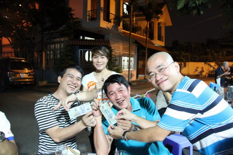 Thổi hồn Quốc túy vào nồi bánh chưng...Hehehe