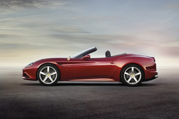Ferrari California T: chiếc mui trần quyến rũ - tốc độ