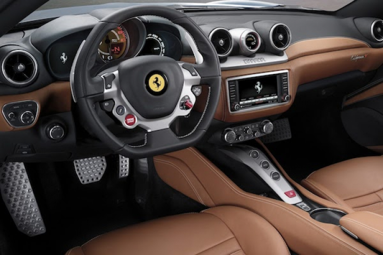 Ferrari California T: chiếc mui trần quyến rũ - tốc độ