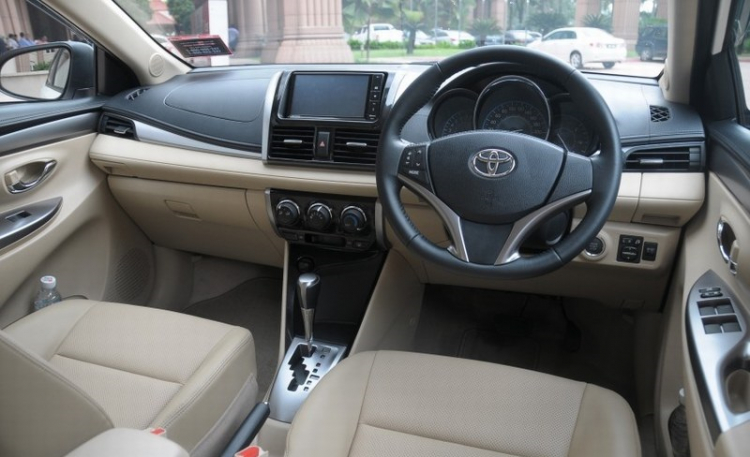 Tháng 3: Toyota Việt Nam ra mắt Vios 2014