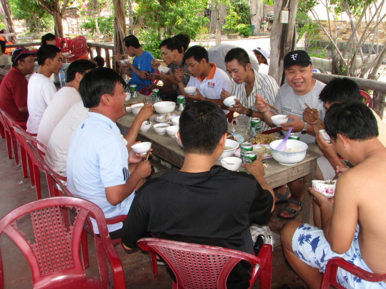 Những kỷ niệm đẹp chuyến Offline Biển Hè Vẫy Gọi. Những kỷ niệm đẹp chuyến Offline Biển Hè Vẫy Gọi.