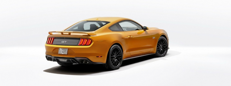 Lộ diện Ford Mustang facelift 2018