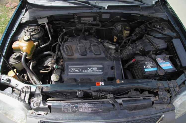 Đánh giá của thành viên Otosaigon về Ford Escape sau 15 năm và 158.000 km Đánh giá của thành viên Otosaigon về Ford Escape sau 15 năm và 158.000 km